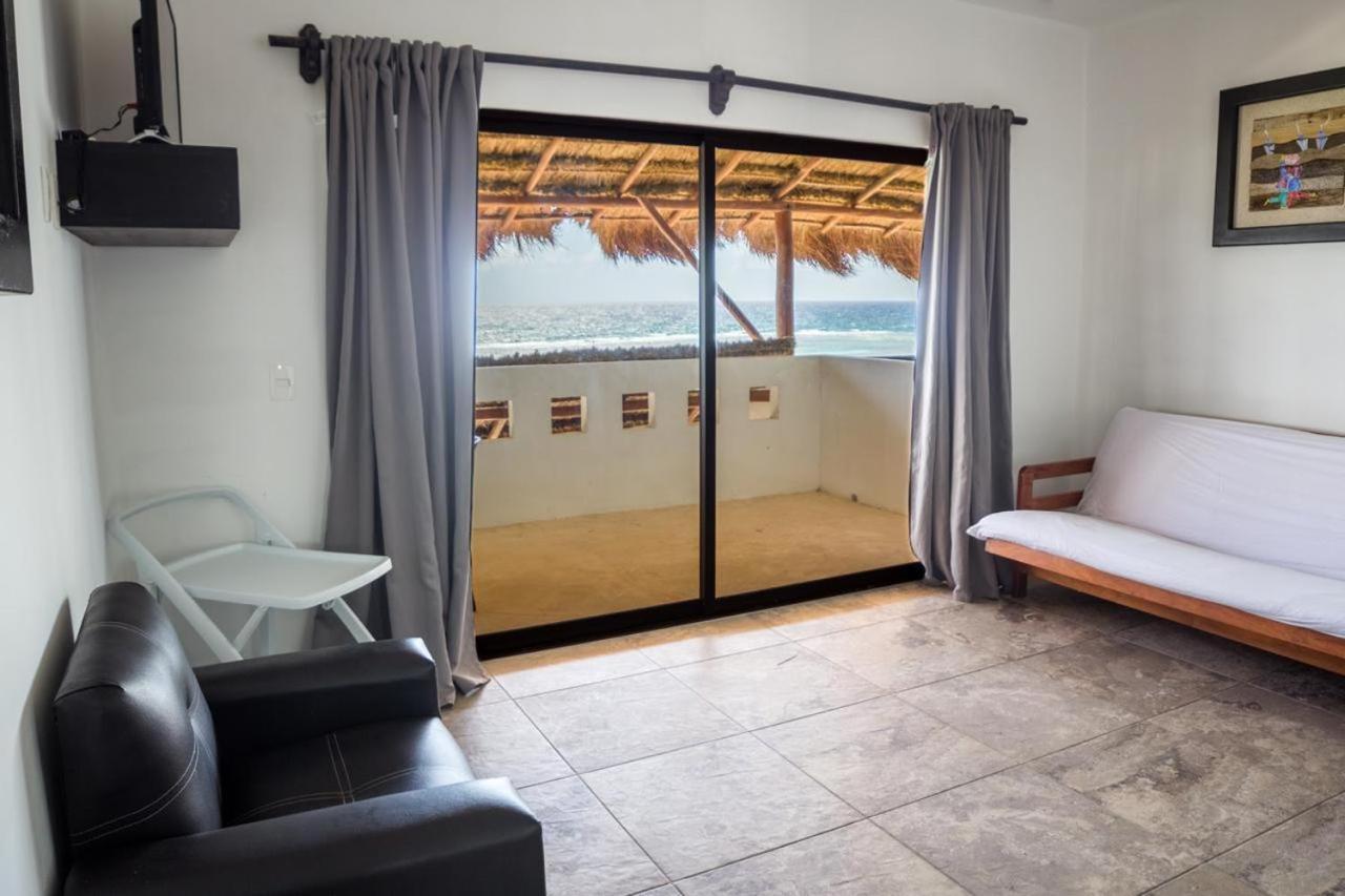 Hotel Blue Reef Frente Al Mar Mahahual Bagian luar foto