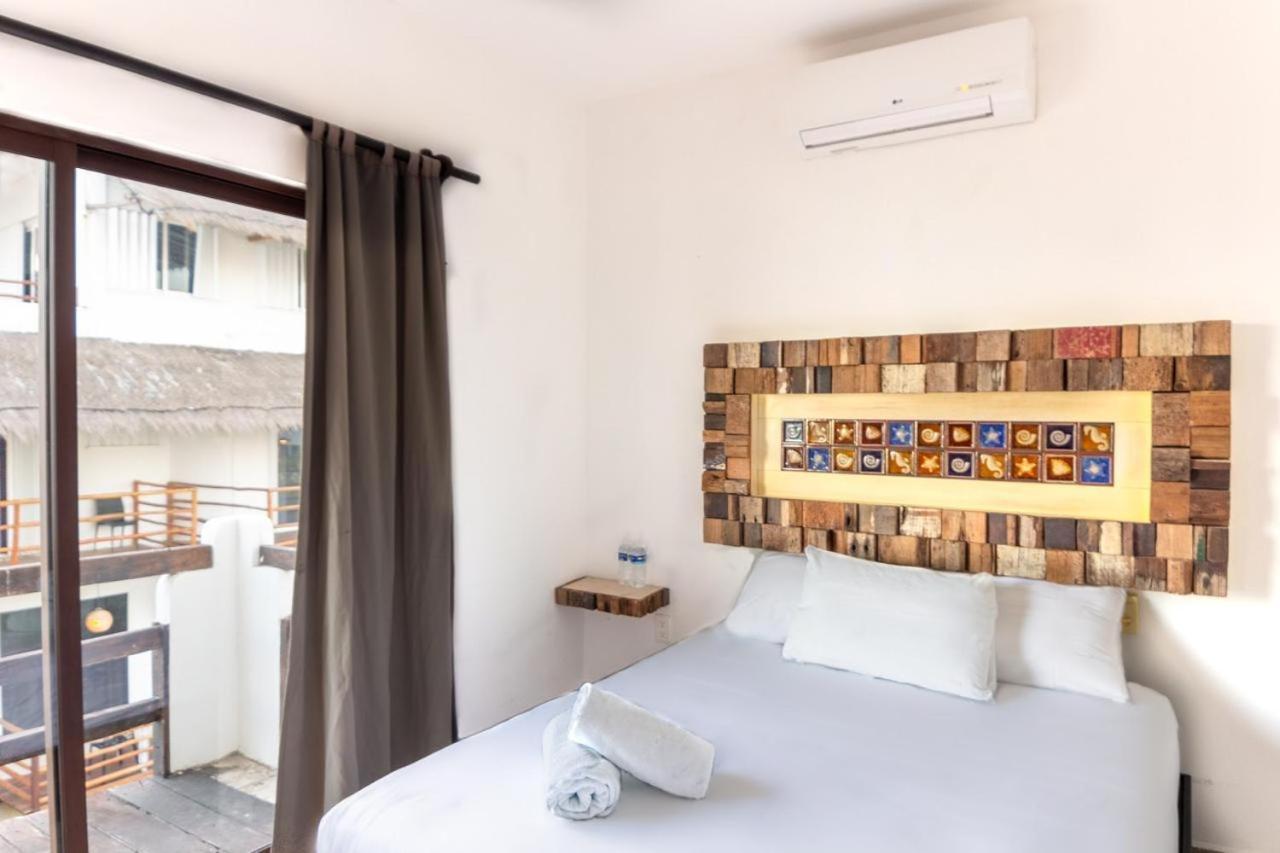 Hotel Blue Reef Frente Al Mar Mahahual Bagian luar foto