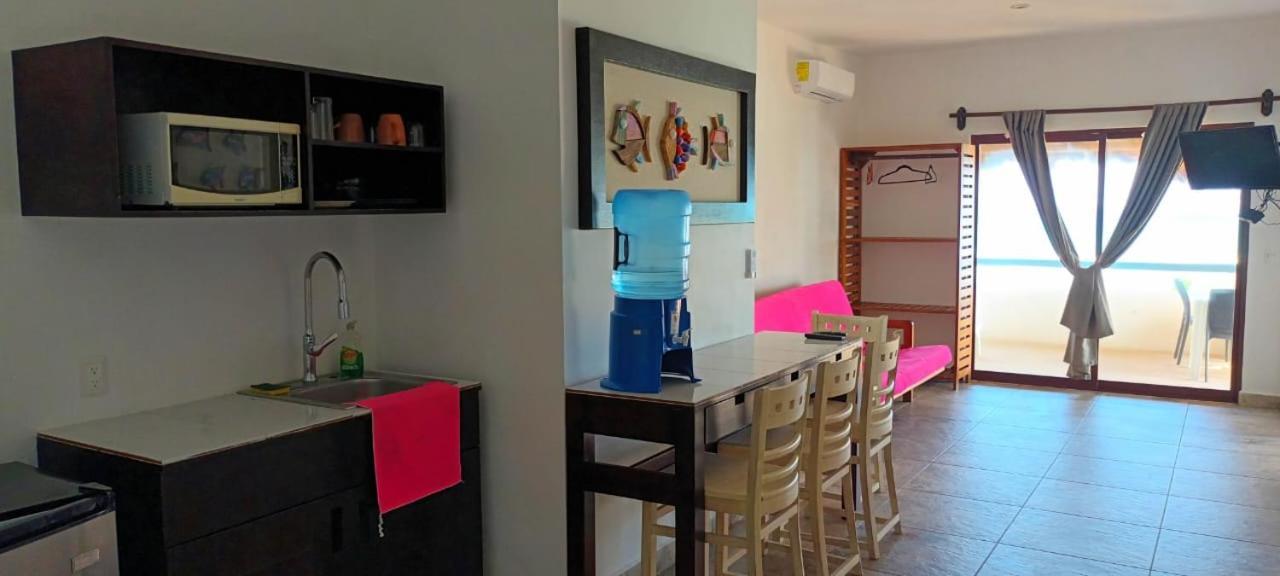 Hotel Blue Reef Frente Al Mar Mahahual Bagian luar foto