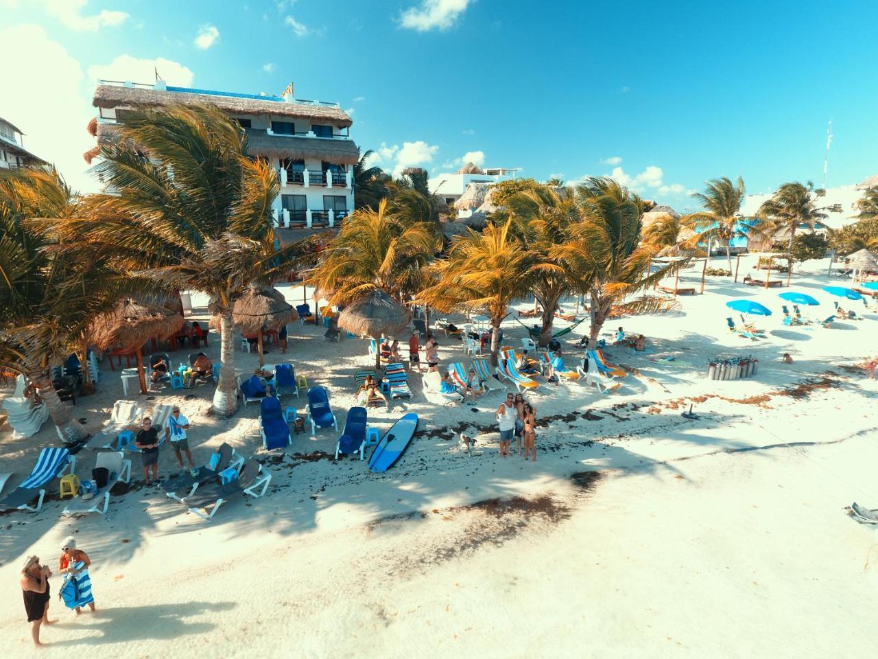 Hotel Blue Reef Frente Al Mar Mahahual Bagian luar foto