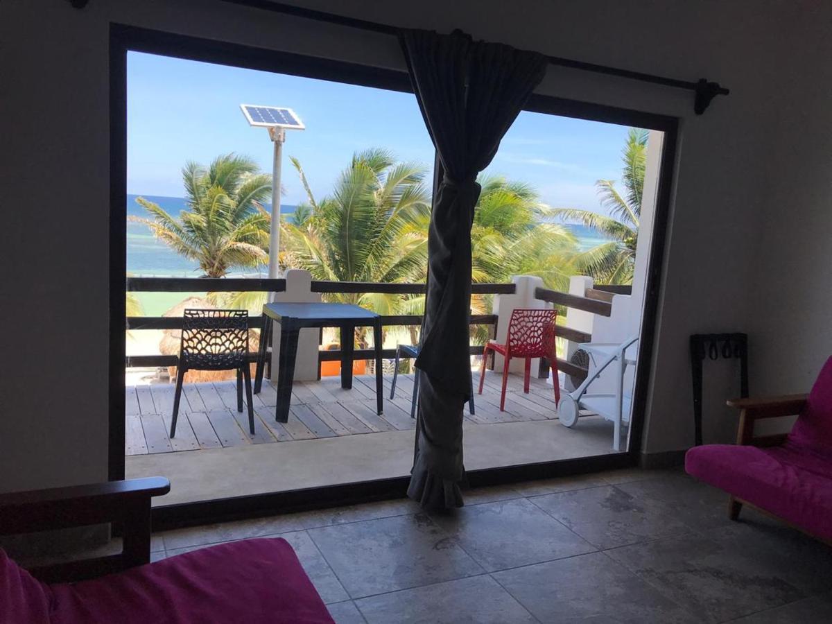 Hotel Blue Reef Frente Al Mar Mahahual Bagian luar foto